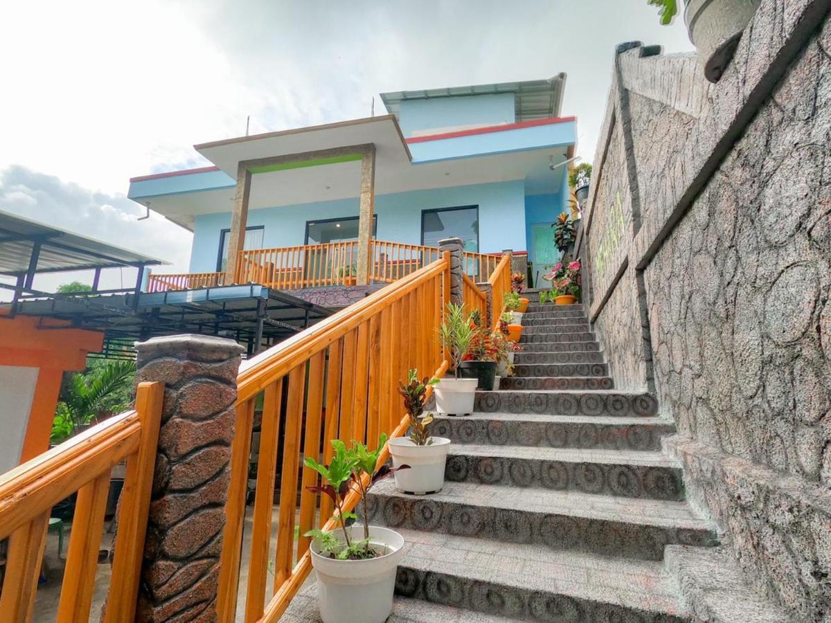 Mehara Homestay *